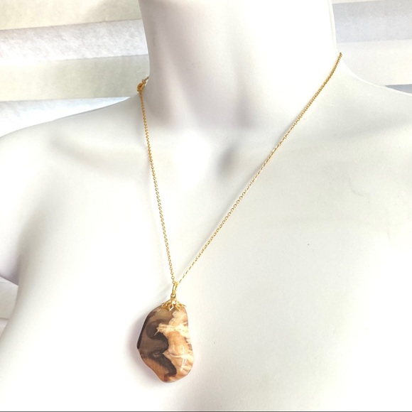 Vintage Polished Natural Stone on Premiere Designs Chain - Picture 1 of 7